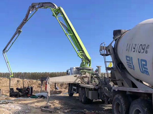 嶺縣龍鳳湖200mw風(fēng)電制氫示范項(xiàng)目二期道路、風(fēng)機(jī)基礎(chǔ)、箱變基礎(chǔ)及風(fēng)機(jī)平臺施工1